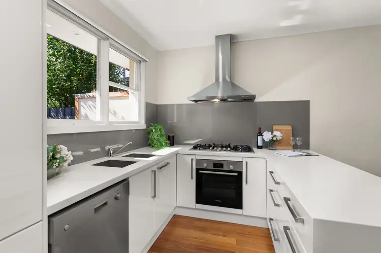 Third view of Homely unit listing, 3/6 Hillview Avenue, Mount Waverley VIC 3149