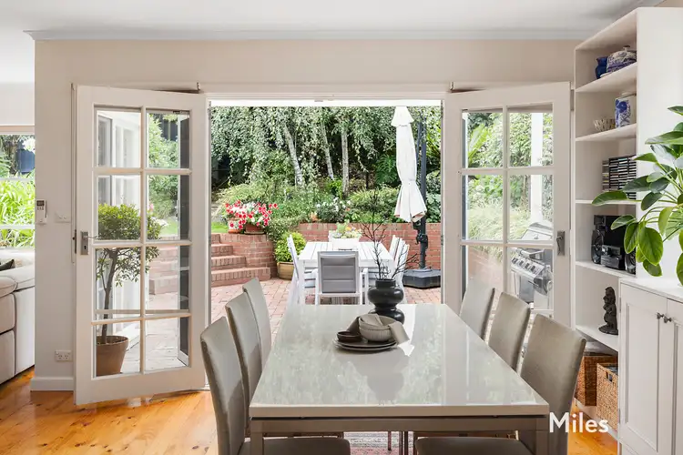 Second view of Homely house listing, 3 Oakdene Place, Ivanhoe East VIC 3079