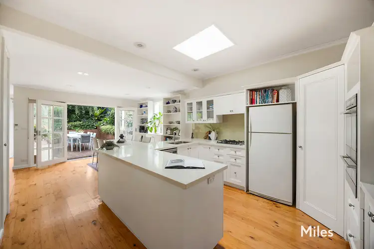 Fourth view of Homely house listing, 3 Oakdene Place, Ivanhoe East VIC 3079