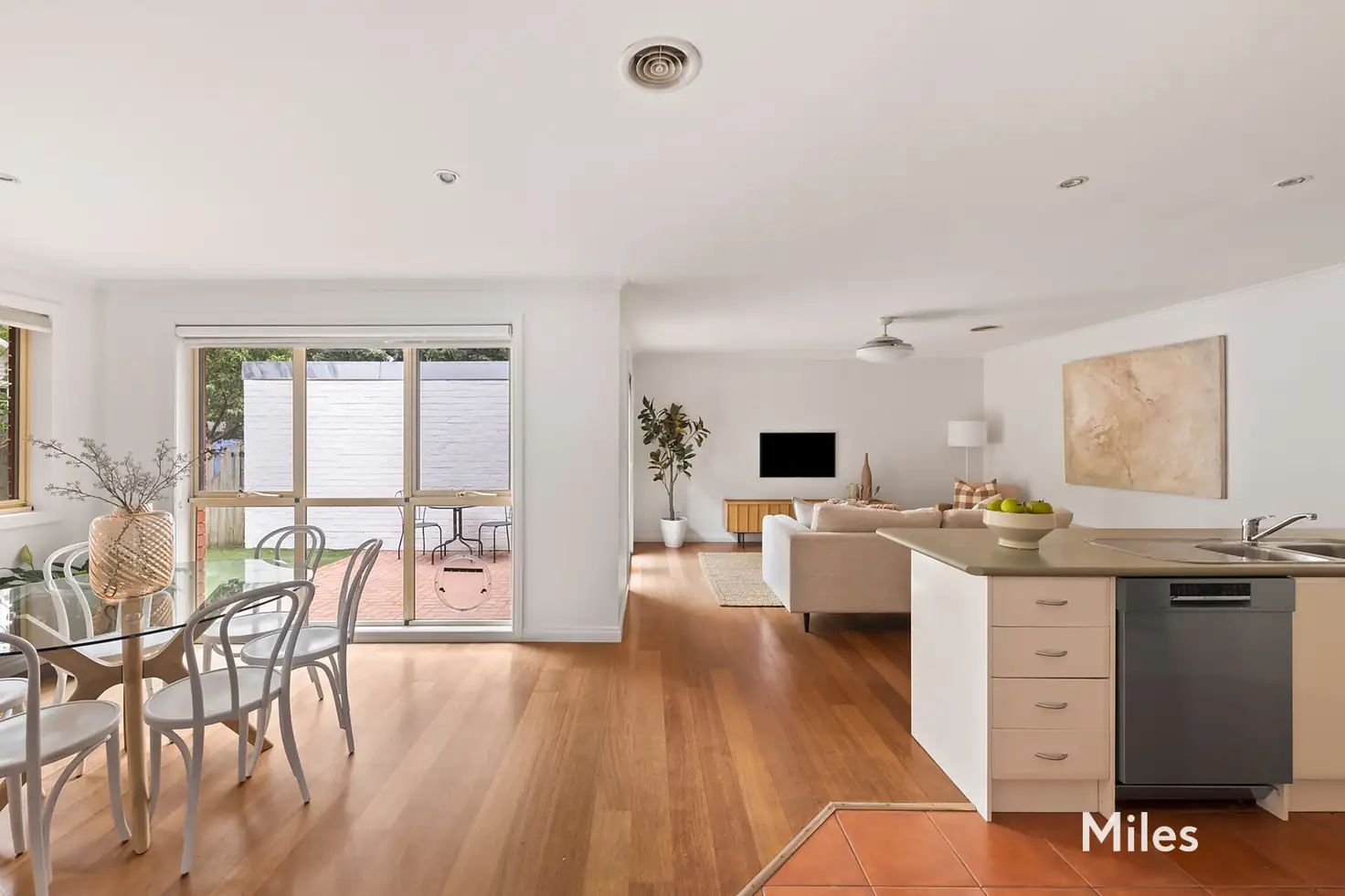 Main view of Homely townhouse listing, 185 Cape Street, Heidelberg VIC 3084
