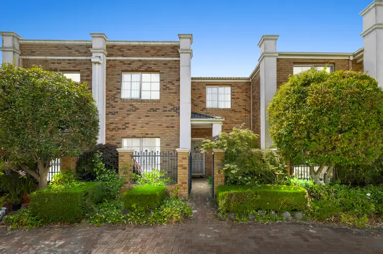 17 The Rise, Glen Waverley VIC 3150