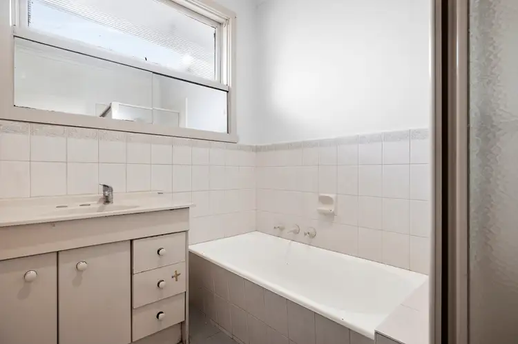 Sixth view of Homely house listing, 18 Cootamundra Drive, Wheelers Hill VIC 3150