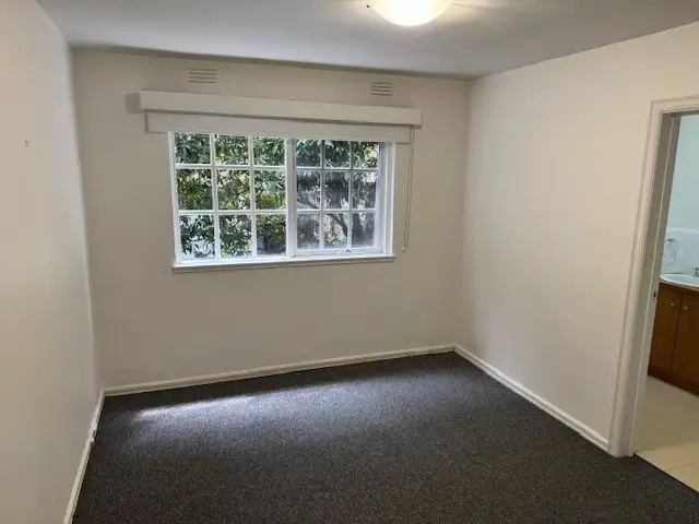 Fifth view of Homely apartment listing, 15/41 Nepean Highway, Elsternwick VIC 3185