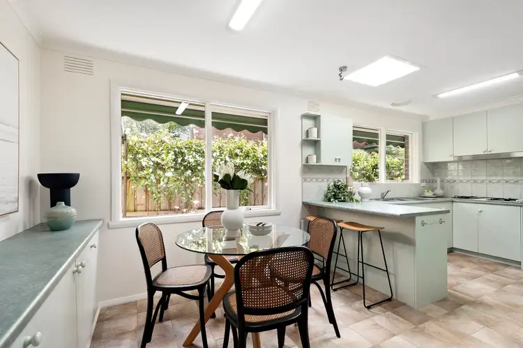 Sixth view of Homely house listing, 11 Tracey Close, Keysborough VIC 3173