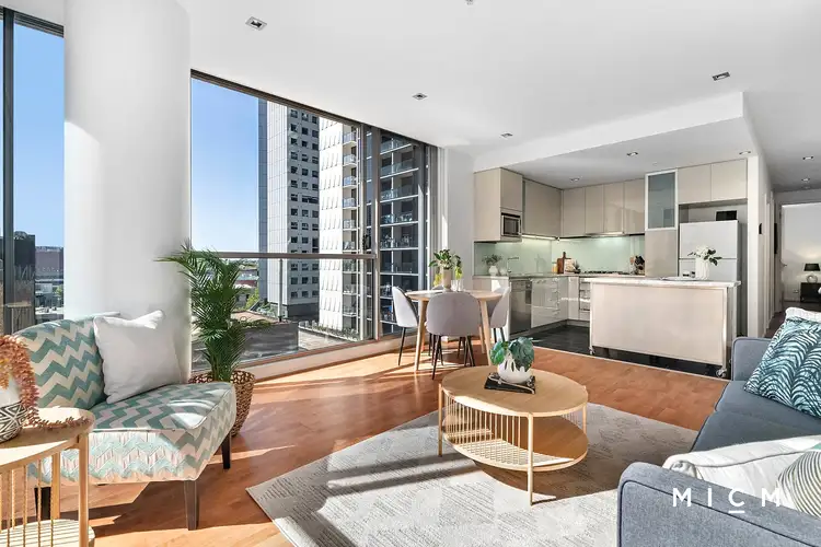702/68 La Trobe Street