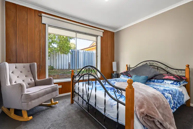 Sixth view of Homely block of units listing, 1-3/4 Macarthur Street, Soldiers Hill VIC 3350