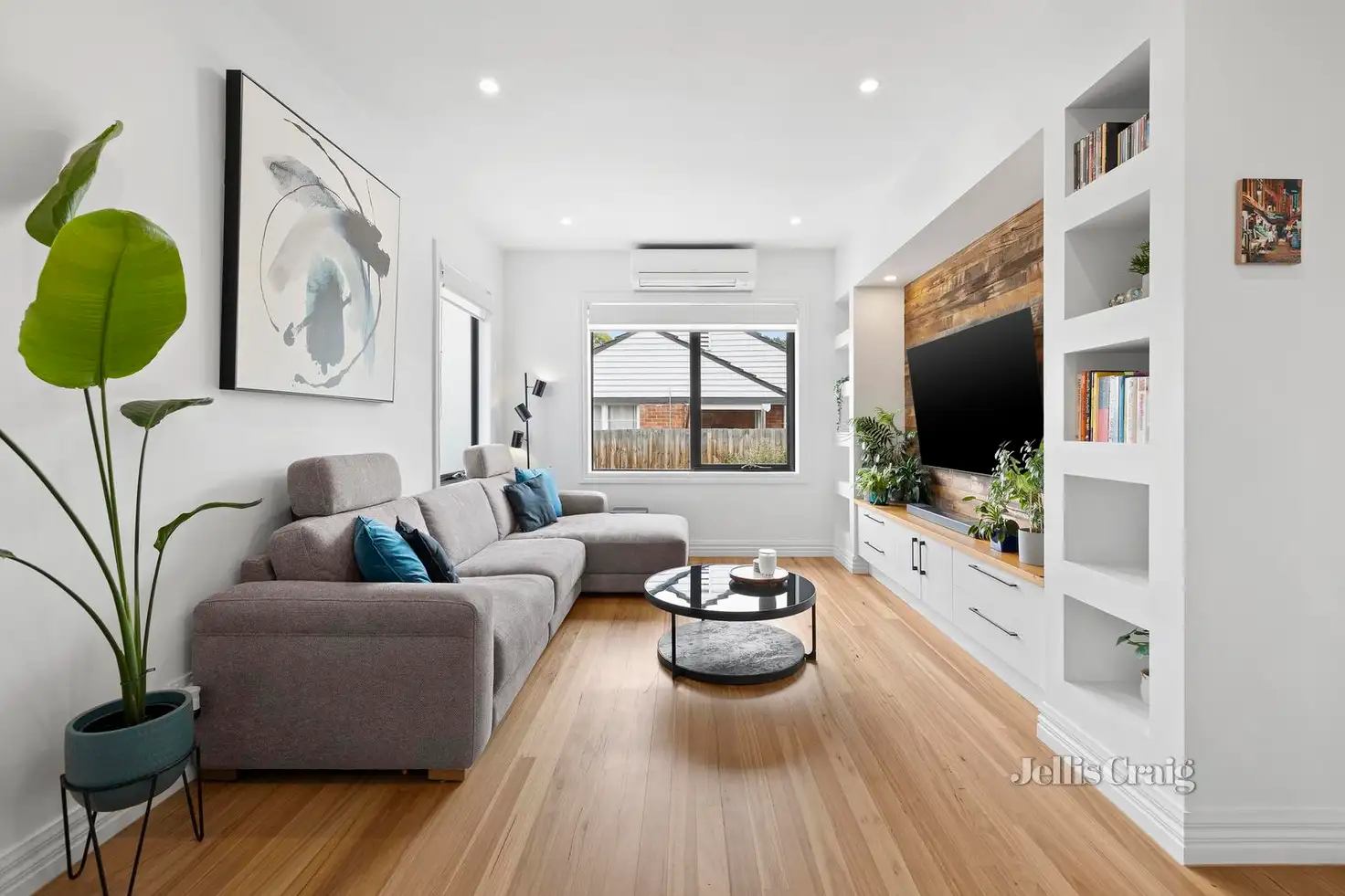 Main view of Homely unit listing, 1/205 Southern Road, Heidelberg West VIC 3081