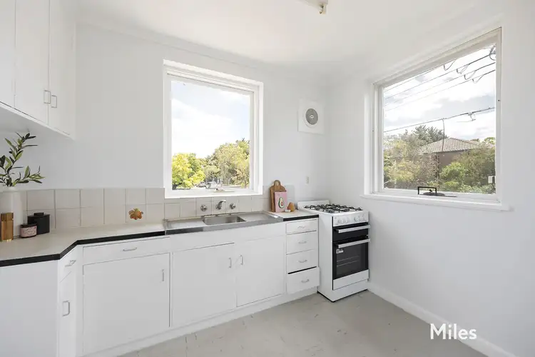 Third view of Homely apartment listing, 4/2 Salisbury Avenue, Ivanhoe VIC 3079
