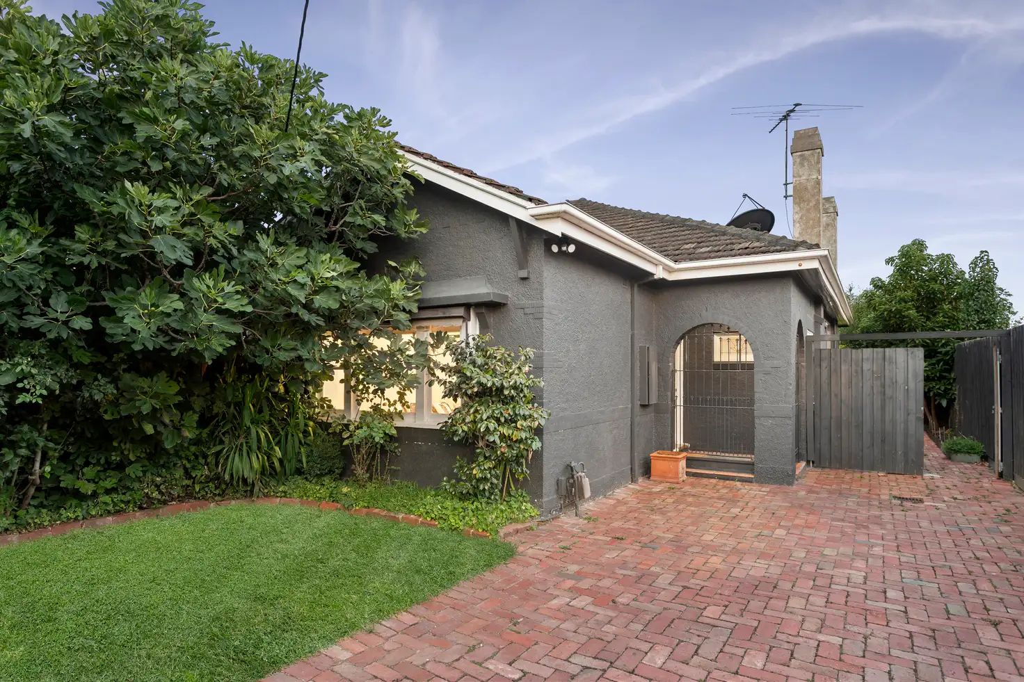 Main view of Homely semi-detached listing, 485 Hawthorn Road, Caulfield South VIC 3162
