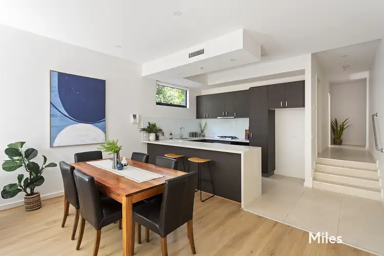 Fourth view of Homely apartment listing, 2/198 Lower Heidelberg Road, Ivanhoe East VIC 3079