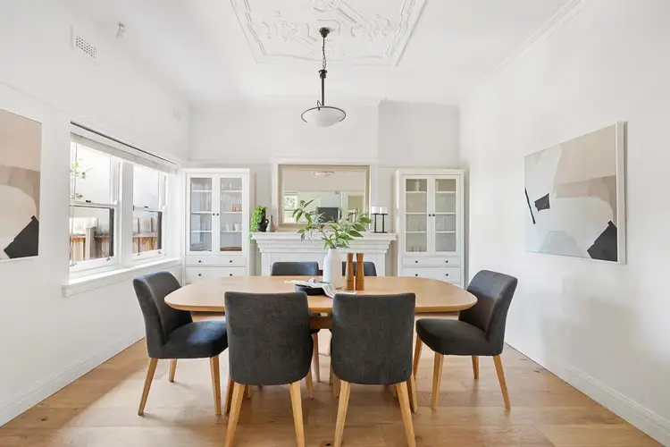 212 Waverley Road