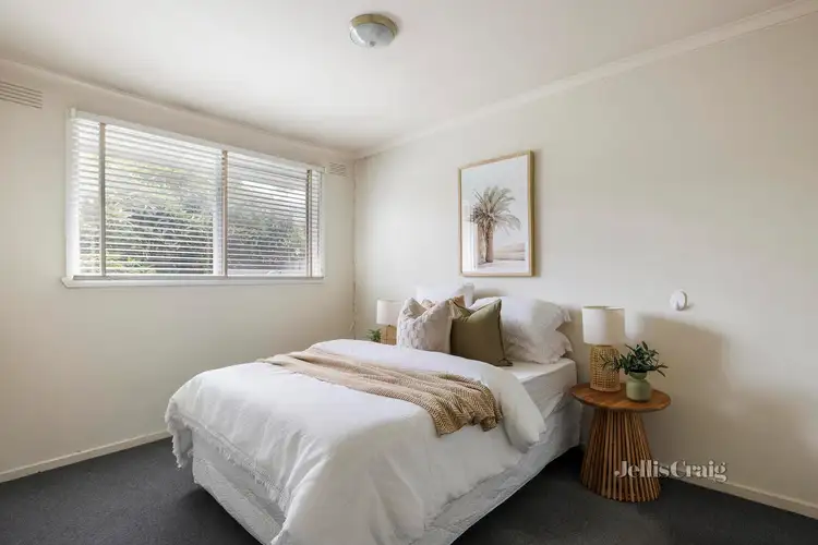 Fifth view of Homely villa listing, 2/24 Warren Road, Cheltenham VIC 3192