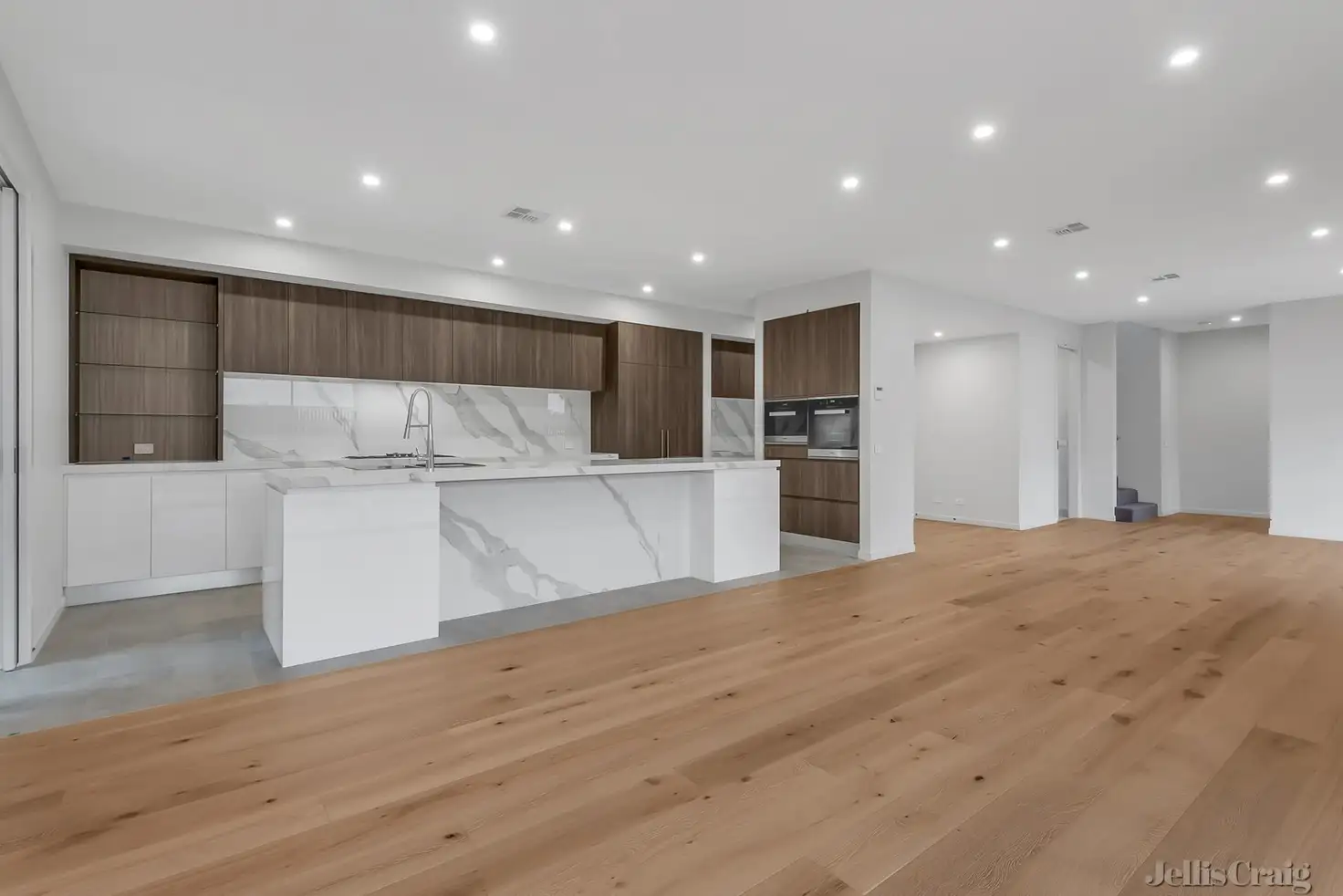 Main view of Homely townhouse listing, 20 Beckwith Avenue, Alphington VIC 3078