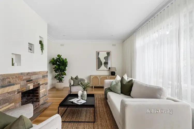 Second view of Homely house listing, 6 Braeside Avenue, Rosanna VIC 3084