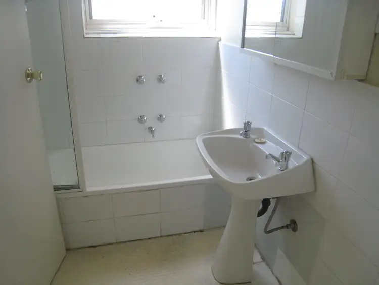 Fifth view of Homely apartment listing, 9/49 Brougham Street, North Melbourne VIC 3051