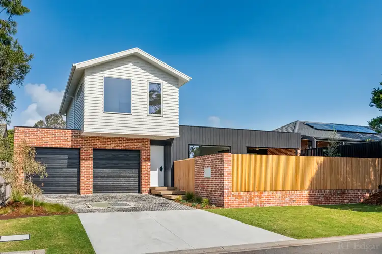 2A Maple Street, Langwarrin VIC 3910