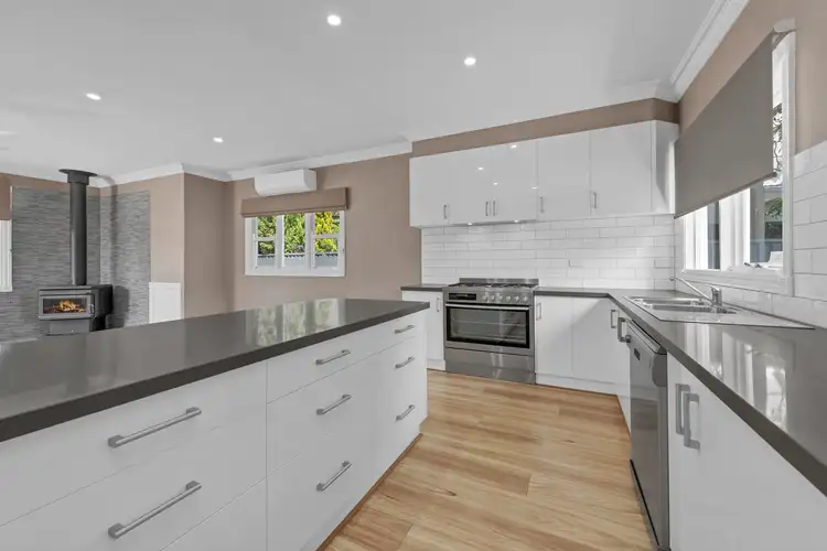 Fourth view of Homely unit listing, 1/16 Henry Street, Koo Wee Rup VIC 3981