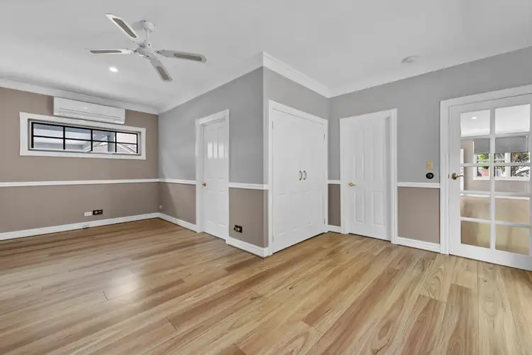 Fifth view of Homely unit listing, 1/16 Henry Street, Koo Wee Rup VIC 3981