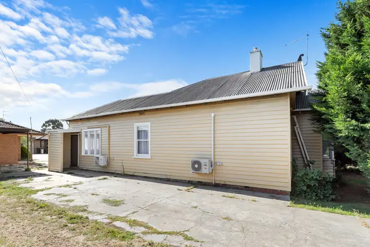 2 Alfred Street