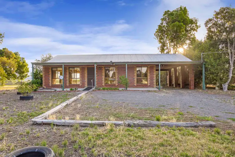 12 Leslie Street, Clunes VIC 3370