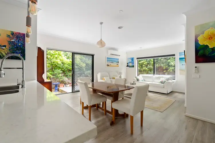 Fifth view of Homely townhouse listing, 2/10 Moorfield Avenue, Rosebud VIC 3939