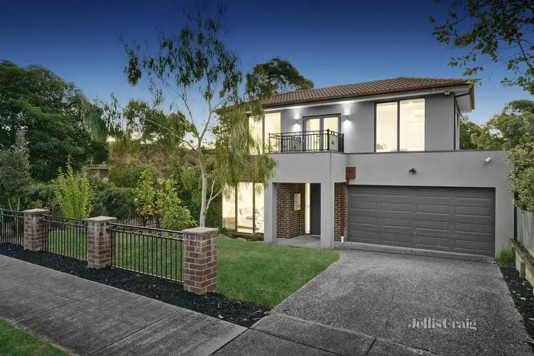 27 Paula Crescent