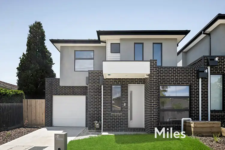 2A Hylton Crescent, Rosanna VIC 3084