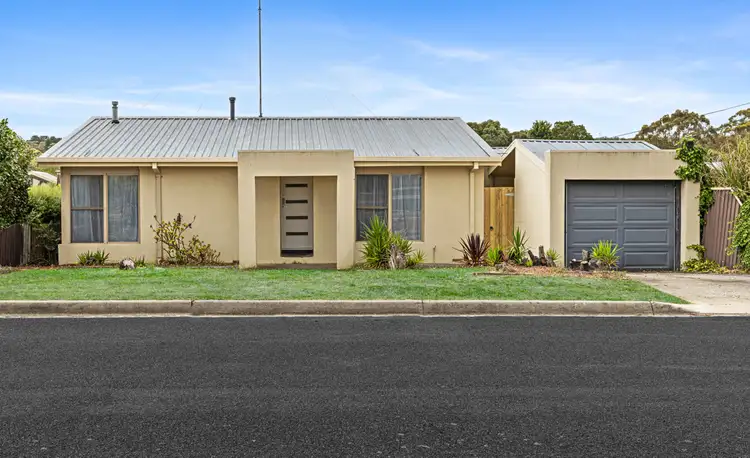 1209 Geelong Road, Mount Clear VIC 3350
