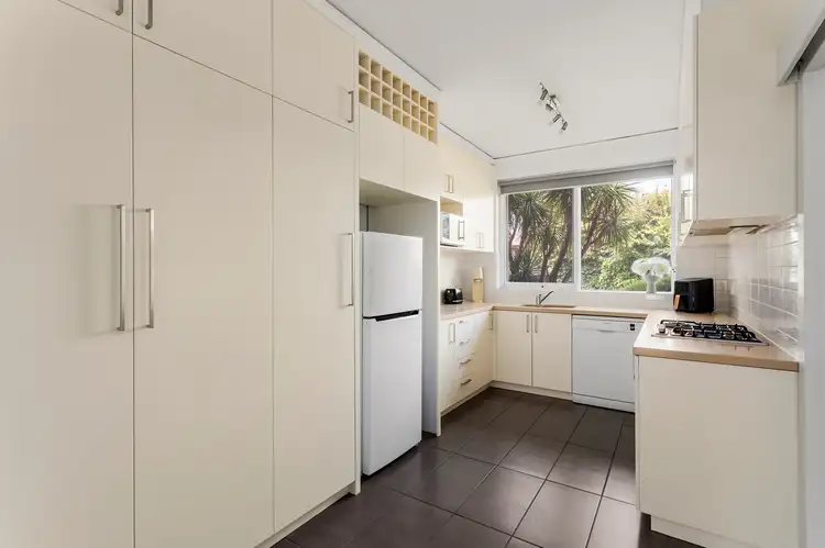 Sixth view of Homely apartment listing, 5/34 Bambra Road, Caulfield North VIC 3161