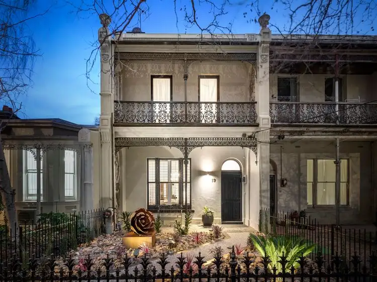 19 Acland Street, St Kilda VIC 3182