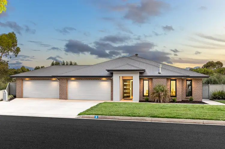 8 Wensleydale Drive, Alfredton VIC 3350