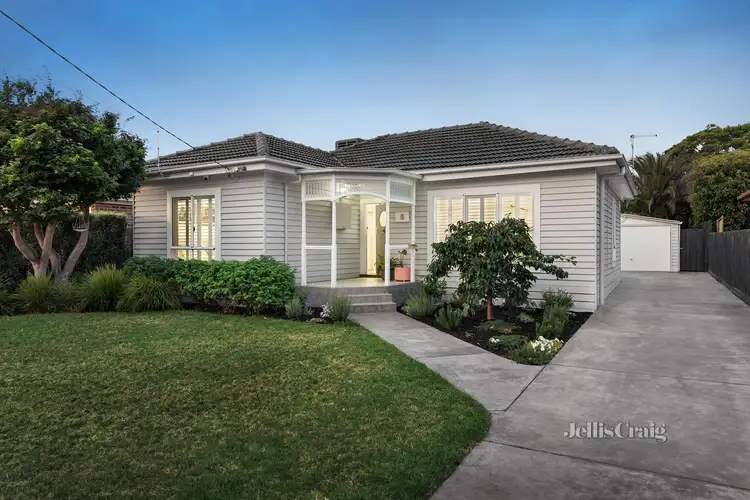 5 Stewart Road, Oakleigh East VIC 3166