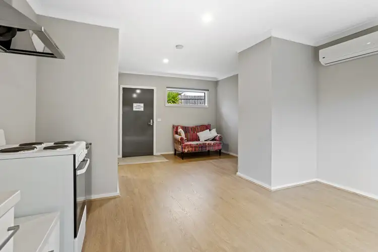 Third view of Homely studio listing, 5/5 Oxford Street, Frankston VIC 3199