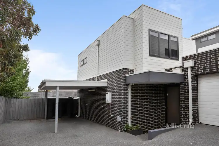 1 Claire Street