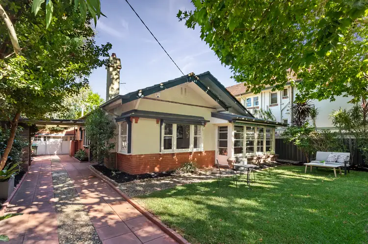 29 Docker Street, Elwood VIC 3184