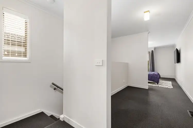 Fifth view of Homely house listing, 3 Willoby Drive, Alfredton VIC 3350
