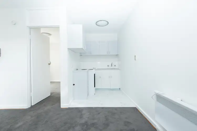 9/912 Drummond Street, Carlton North VIC 3054
