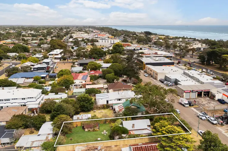 9 Mitchell Street, Rosebud VIC 3939