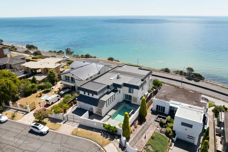 47 Menzies Close, Frankston South VIC 3199
