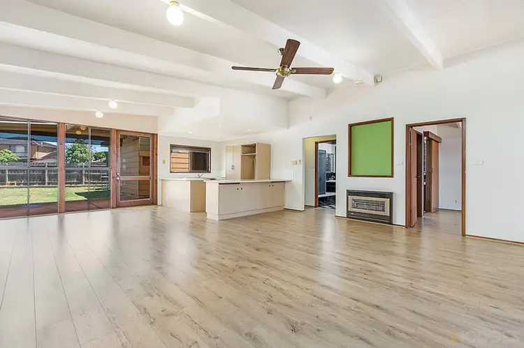 Second view of Homely house listing, 7 Everard Place, Hoppers Crossing VIC 3029