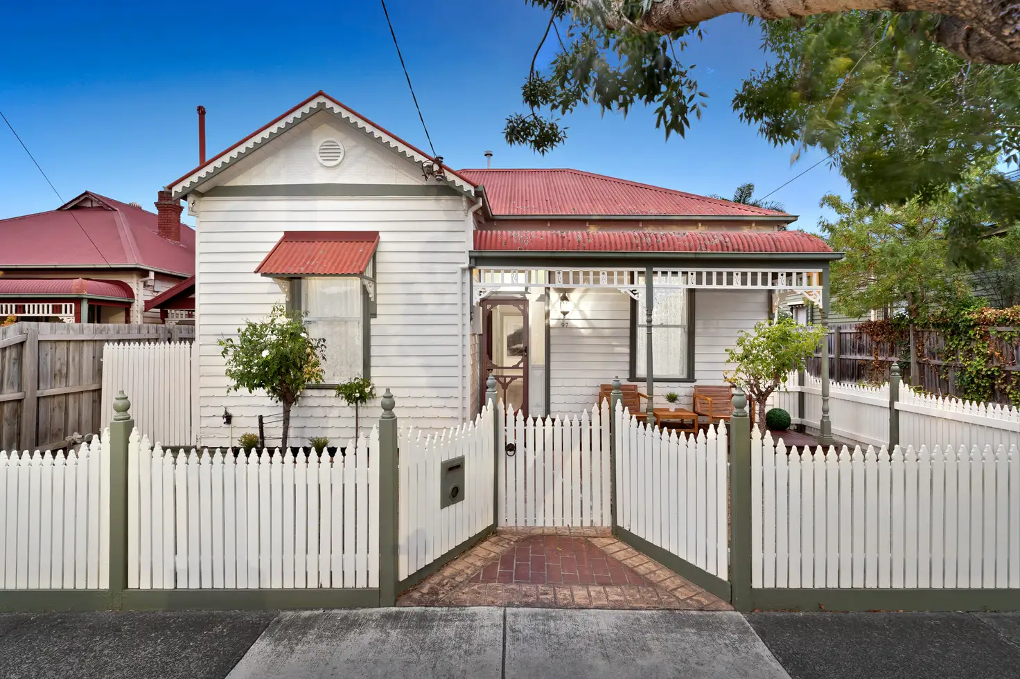 Main view of Homely unit listing, 1/97 Carlisle Crescent, Hughesdale VIC 3166