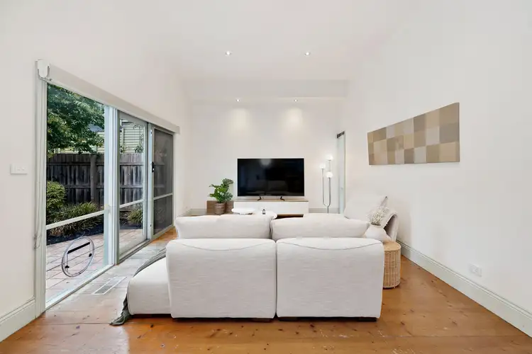 Fourth view of Homely unit listing, 1/97 Carlisle Crescent, Hughesdale VIC 3166