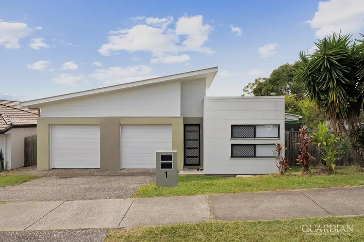 1 Morris Crescent