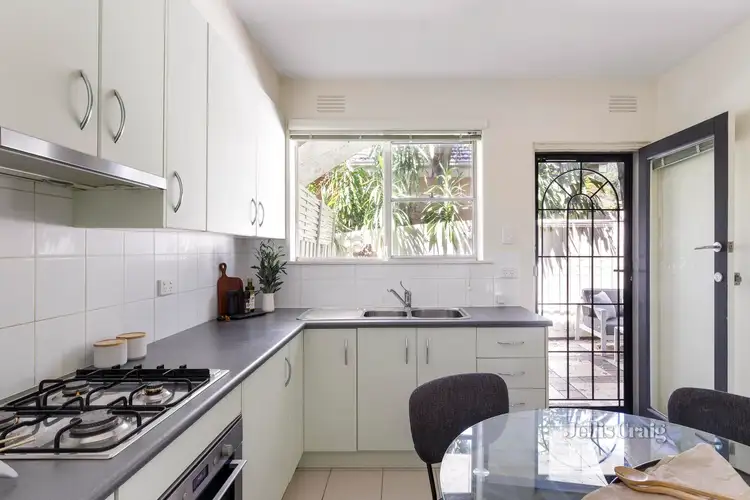 Sixth view of Homely unit listing, 2/16 Waverley Avenue, Ivanhoe VIC 3079