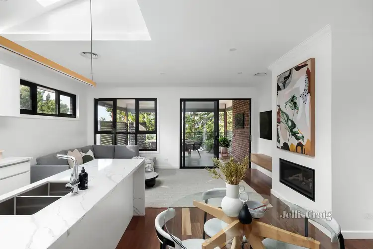 Sixth view of Homely unit listing, 2/89 Buena Vista Drive, Montmorency VIC 3094