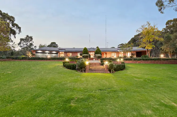 27 Cleveland Avenue, Lower Plenty VIC 3093