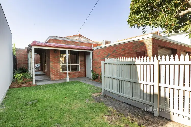 1/27 Willis Street, Hampton VIC 3188