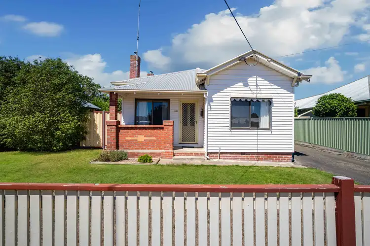 130 Canterbury Street, Brown Hill VIC 3350
