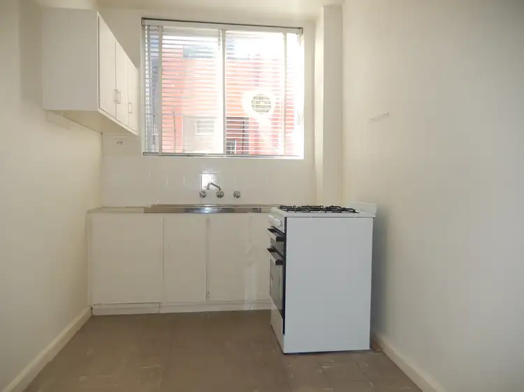 Third view of Homely apartment listing, 6/164 Chapel Street, St Kilda VIC 3182