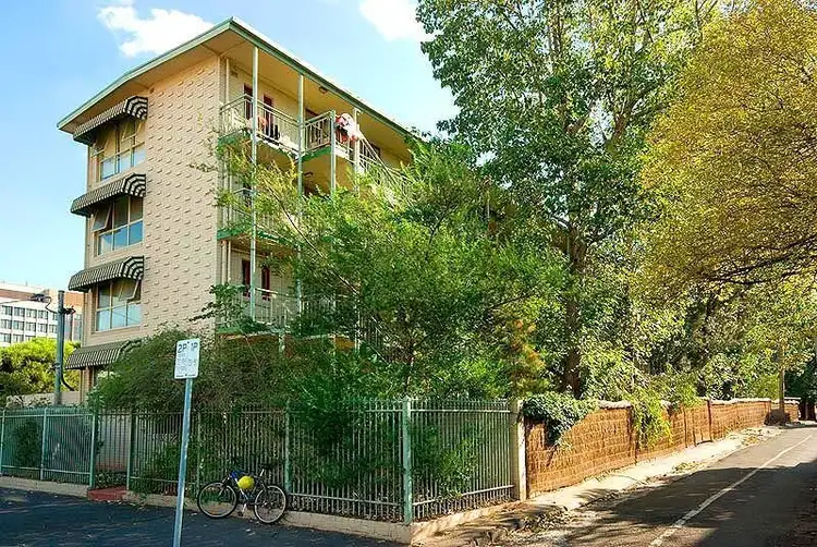 23 George Street